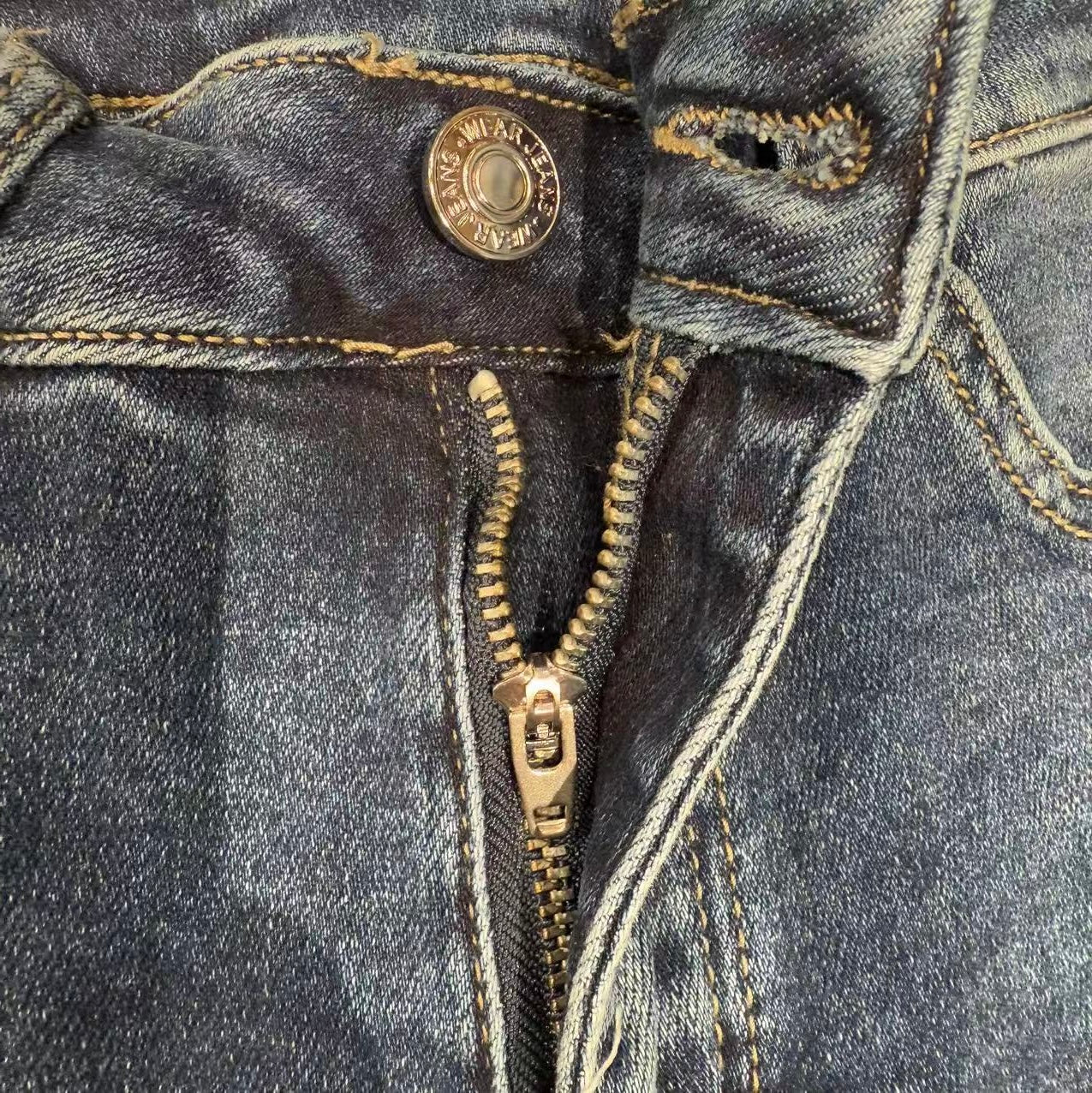 NAVYBLUE FLARED HIGH-WAIST JEANS JW8113