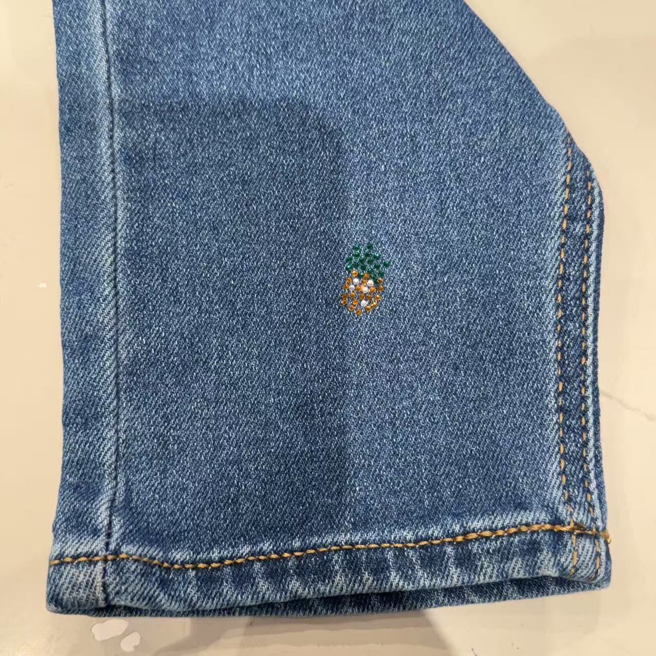 SPECIAL PATCHED DESIGN HIGH-WAIST SCULPT JEANS L963-3